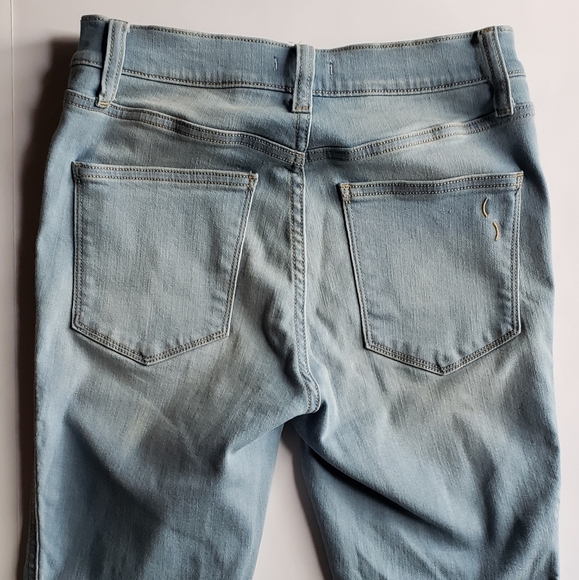 Crescent Drive Denim - Picture 2 of 8